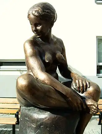 Skulptur i Filmstaden i Solna, Råsunda