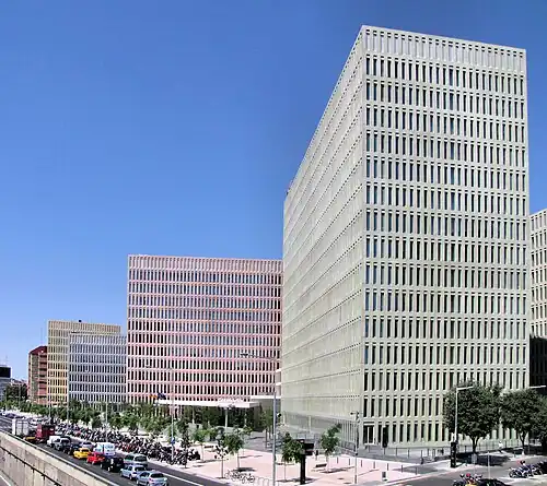 Retfærdighedsby, Barcelona, Spanien (2002-2011)