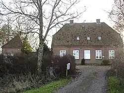 Hindbjerg Station set fra nord i 2012.