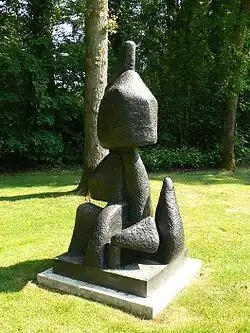 Komposition, 1933-1961. Bronze, Otterlo, musée Kröller-Müller.