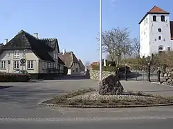 Genforeningssten ved kirken