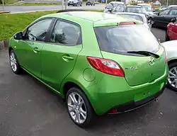 Mazda2 bagfra