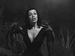 Maila Nurmi som sit alter ego Vampira i Plan 9 from Outer Space (1959).