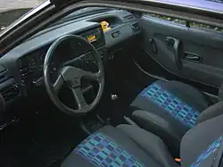 Kabinen i en Polo G40 (med rat fra Polo Fox)