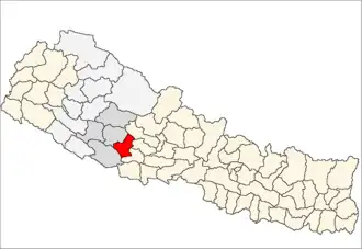 Pyuthan District i Rapti Zone (grå) i Mid-Western Development Region (grå + lysegrå)