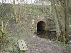 Jernbanebroen over Sallinge Å syd for Ringe