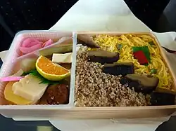 Japansk ekiben  (椎茸めし, shiitake-meshi)