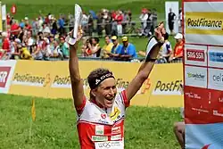 Simone Niggli-Luder jubler over sejren på langdistance, VM 2012